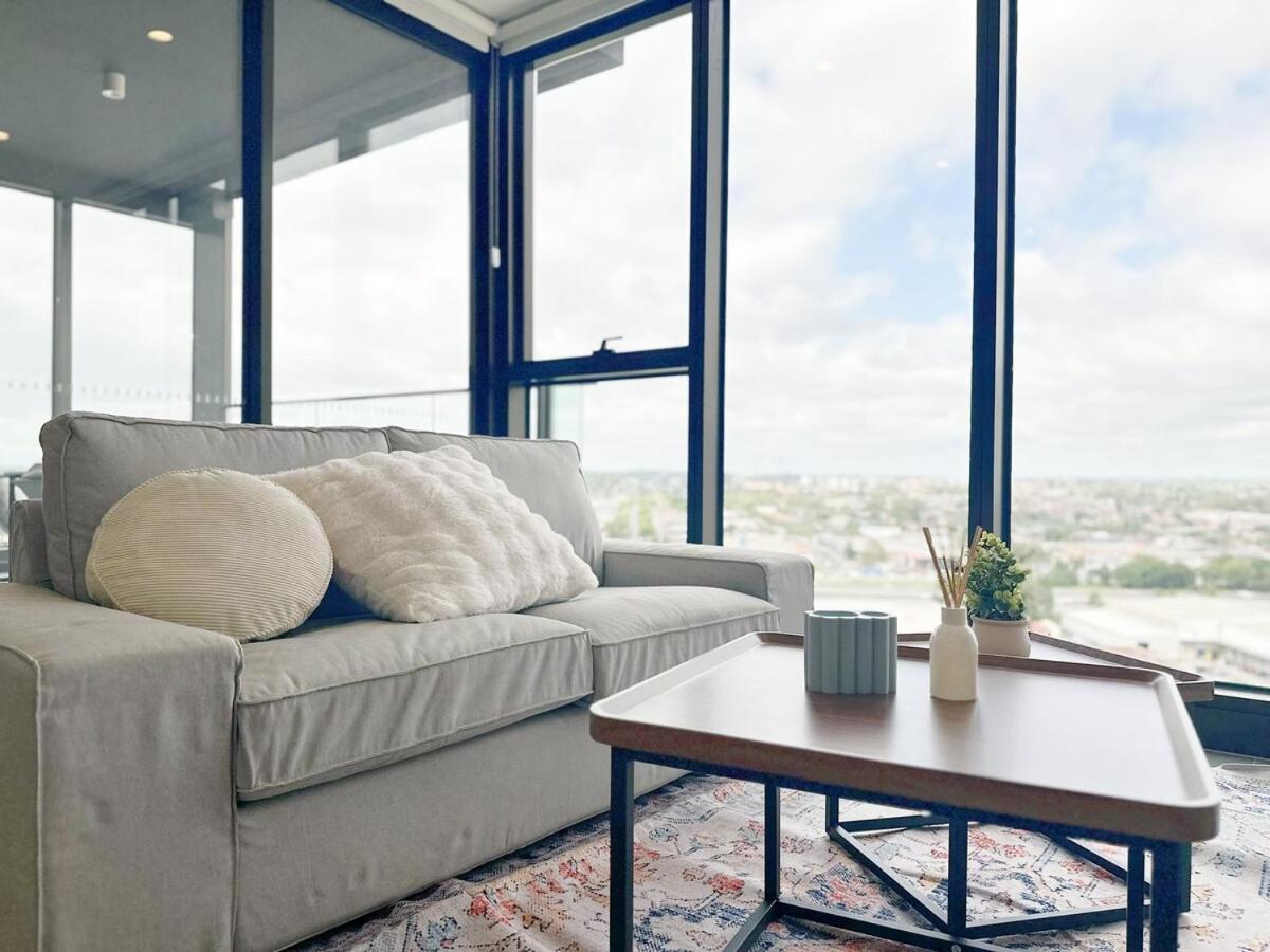 Sunset Serenity 2 Bedroom Apt In Olympic Park Apartment *