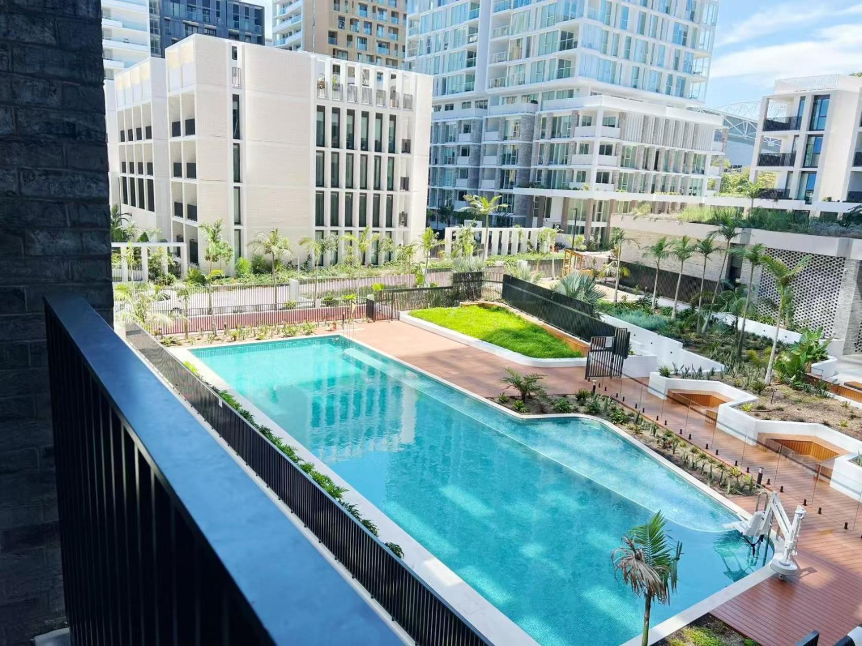 Sunset Serenity 2 Bedroom Apt In Olympic Park Sydney